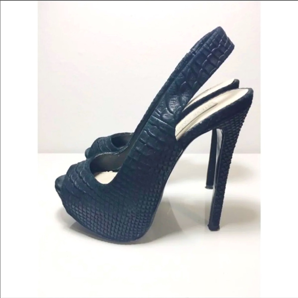 Steve Madden sling back heels